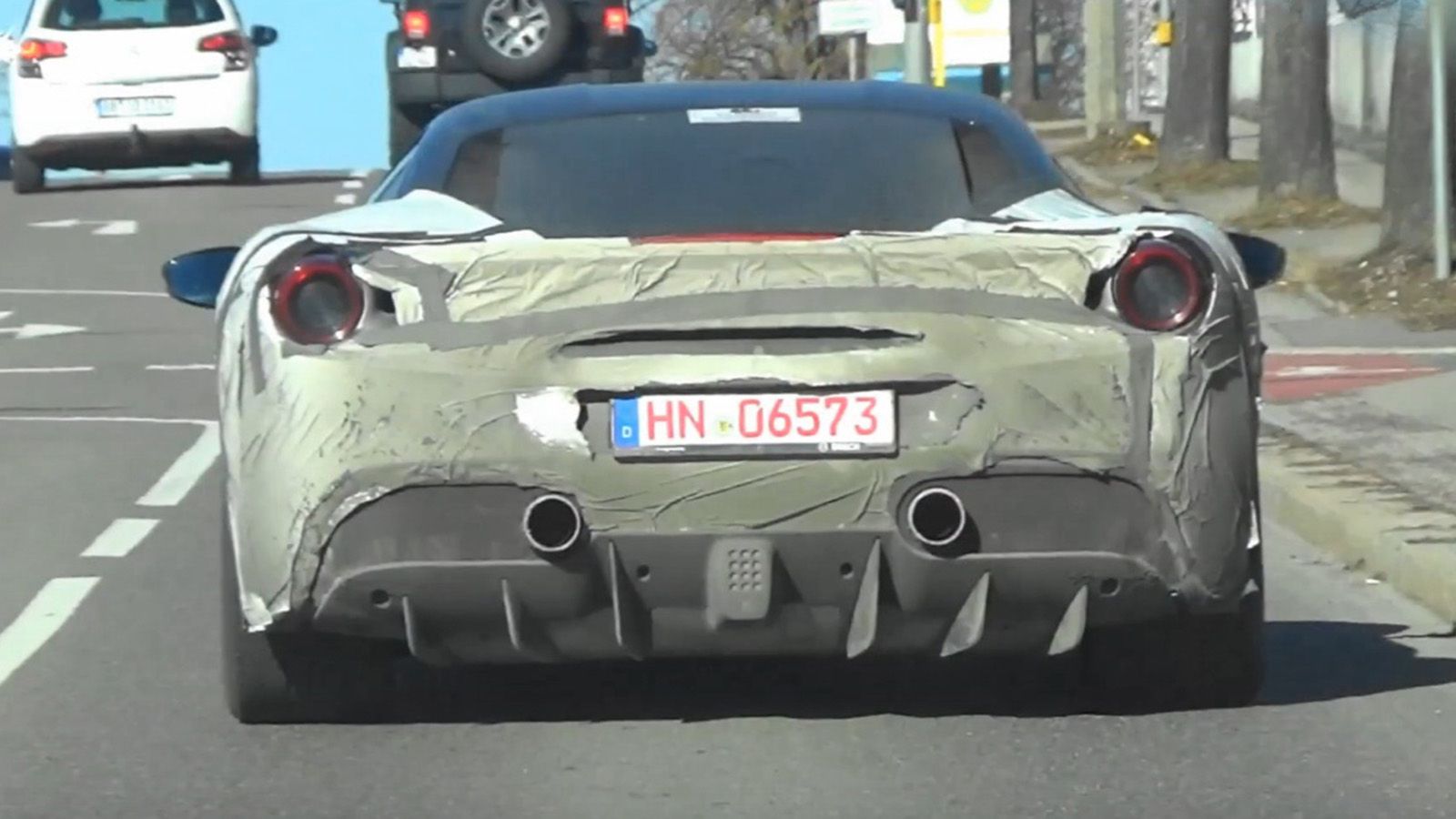 To νέο Ferrari supercar;