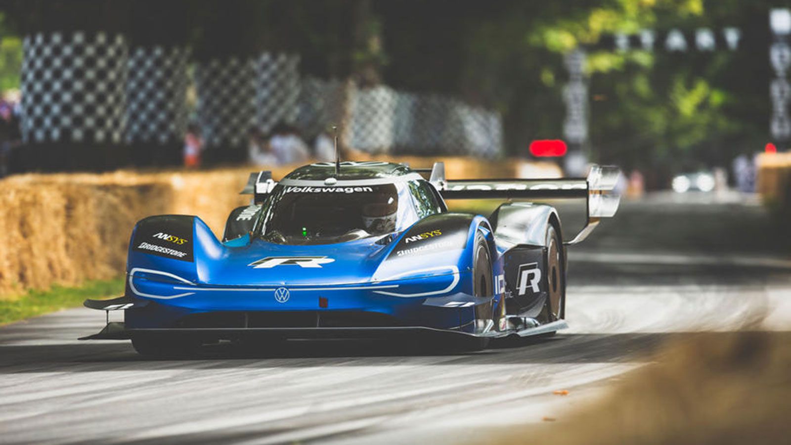 Τον εαυτό του κατάφερε να ξεπεράσει το Volkswagen ID. R.