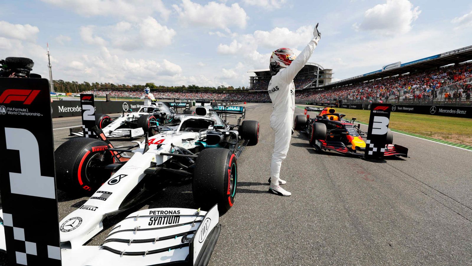 GP Γερμανίας: Βατερλό για τη Ferrari, pole για Χάμιλτον