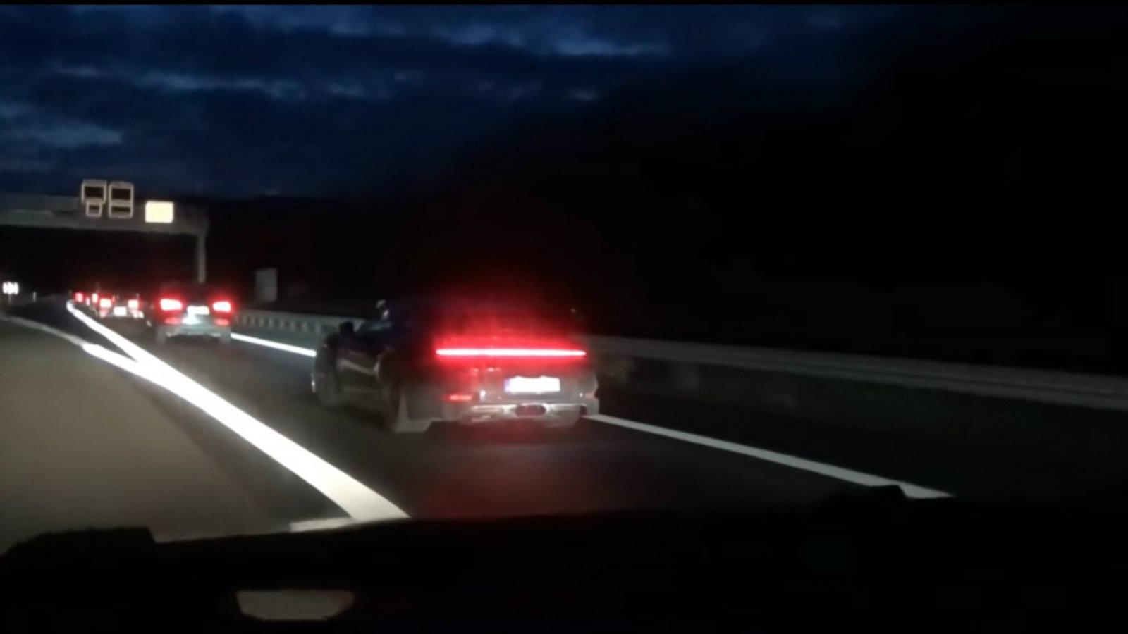 Την εμφάνισή της στο δρόμο έκανε η νέα Porsche 911 GT3, η οποία συνεχίζει τις δοκιμές εξέλιξης.