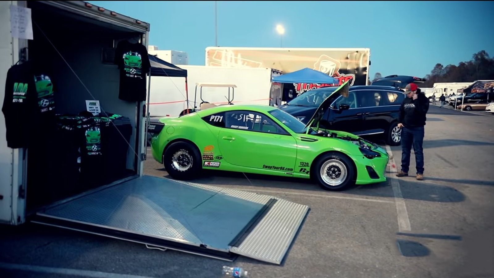 Ένα Toyota GT86 λαμβάνει τον κινητήρα 2JZ από μια Supra και με παραπάνω από 1.200 ίππους μπαίνει στην «μάχη».