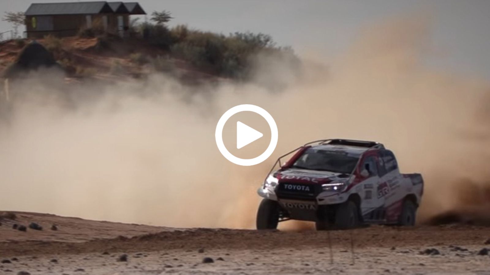 O Alonso με το Τοyota Hilux Dakar