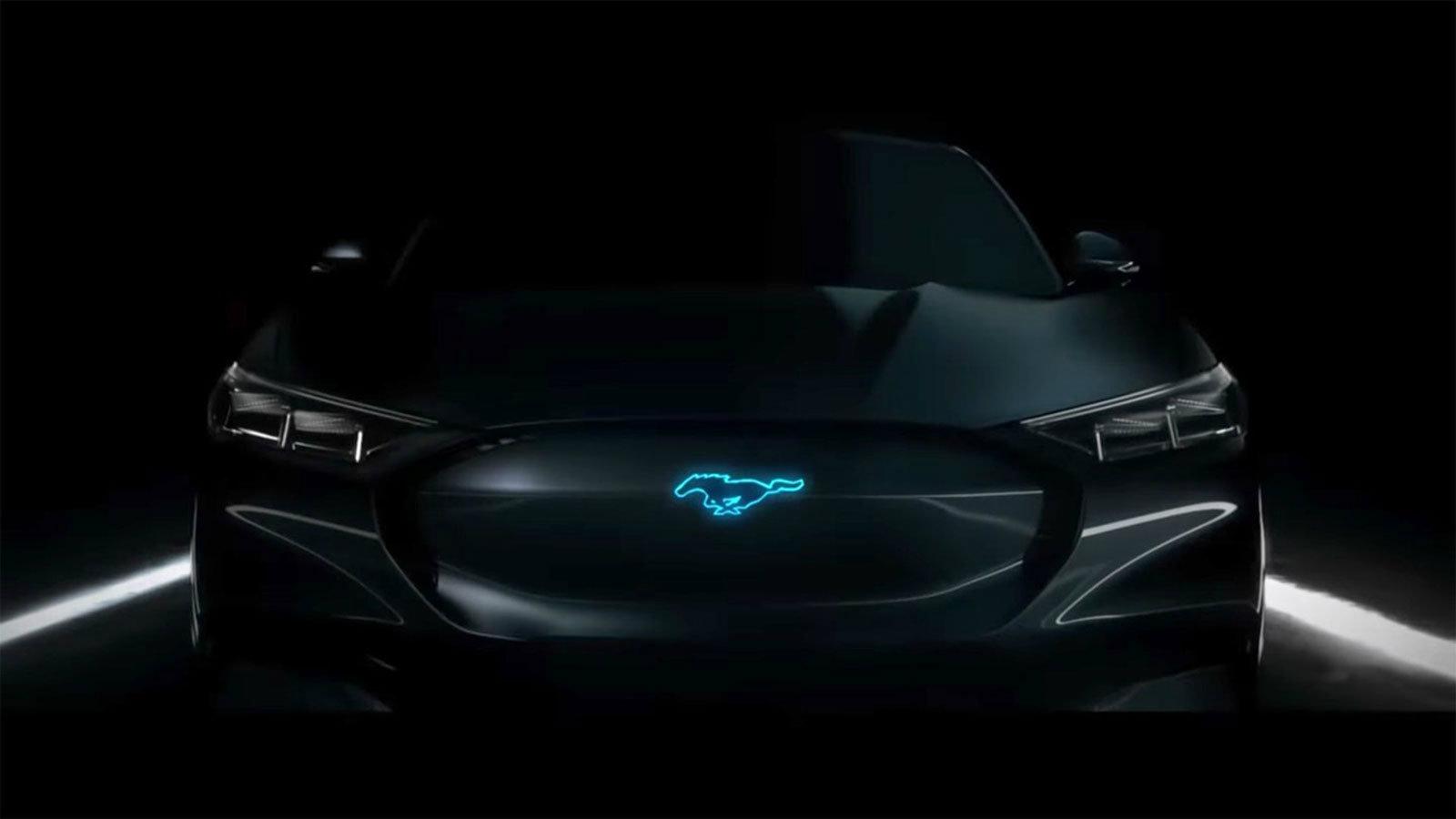 Το ηλεκτρικό crossover της Ford θα είναι εμπνευσμένο από τη Mustang.