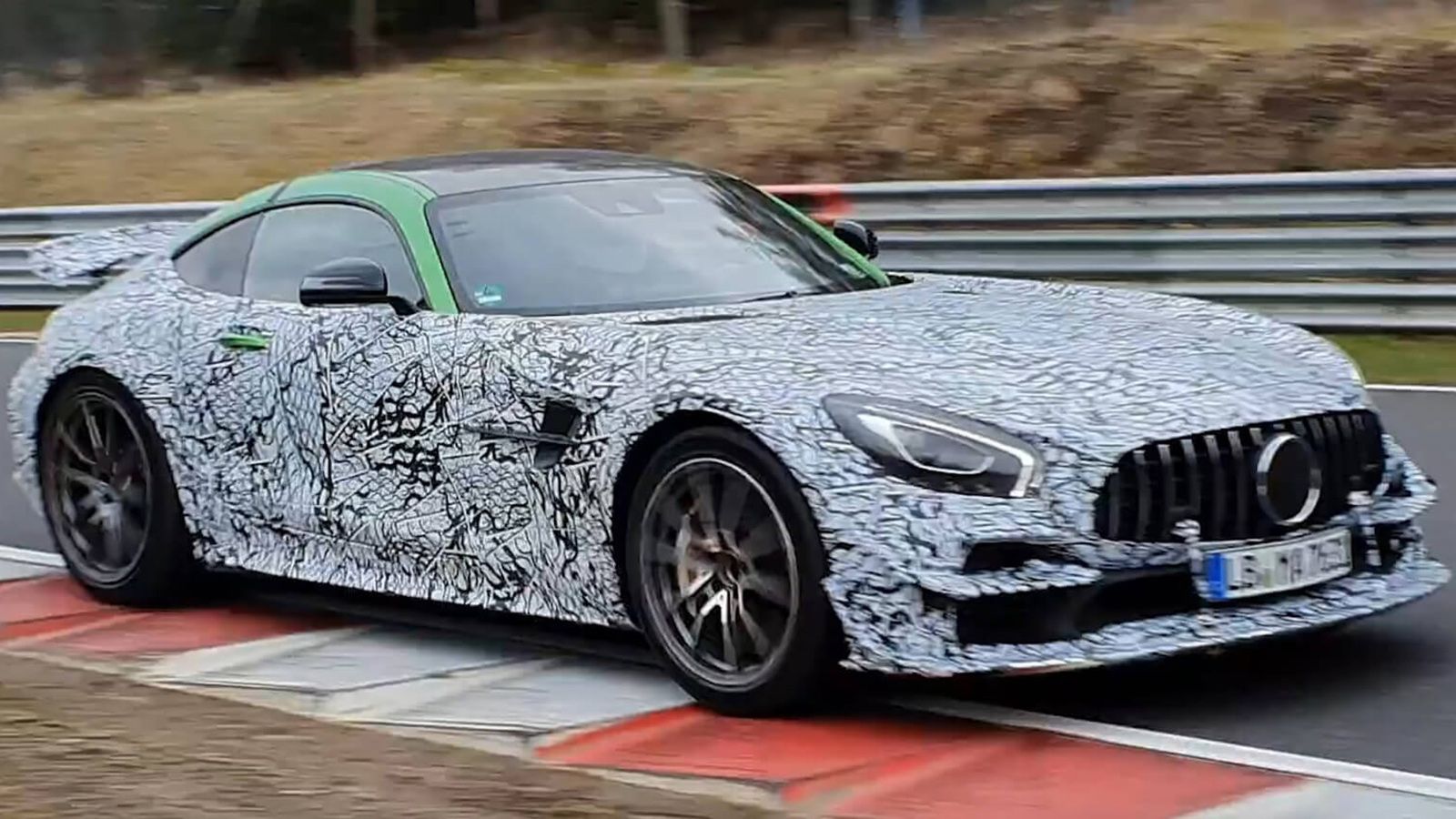 Eίναι αυτή η GT R Black Series; 