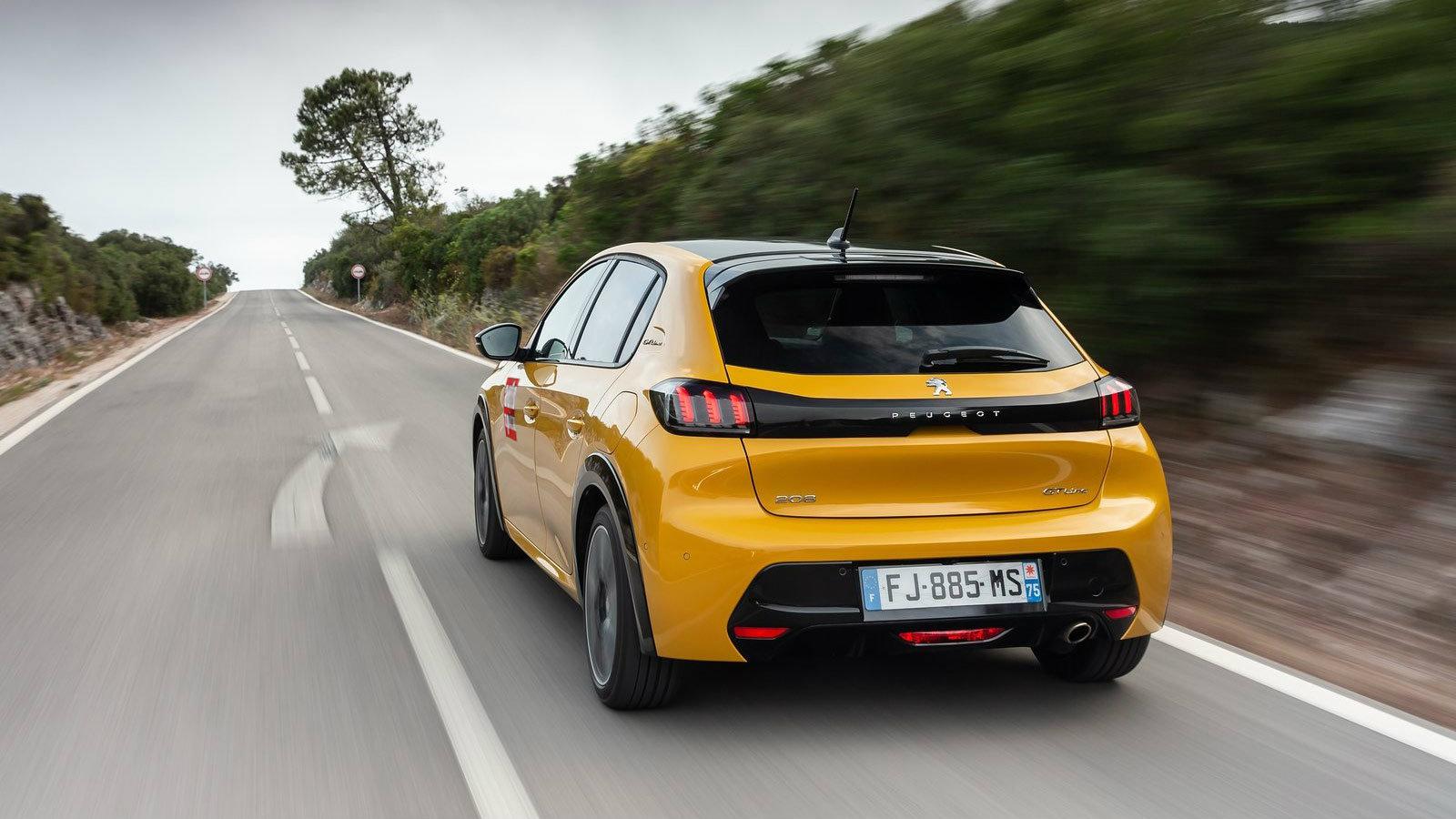 Νέα Skoda Fabia απέναντι στα τρία μικρά best-seller