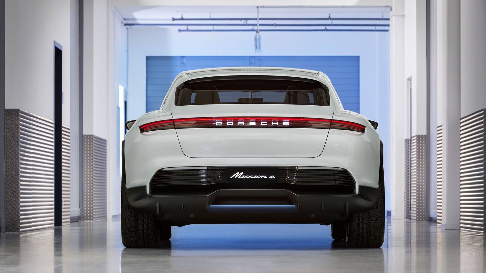 H Mission E Cross Turismo Concept.