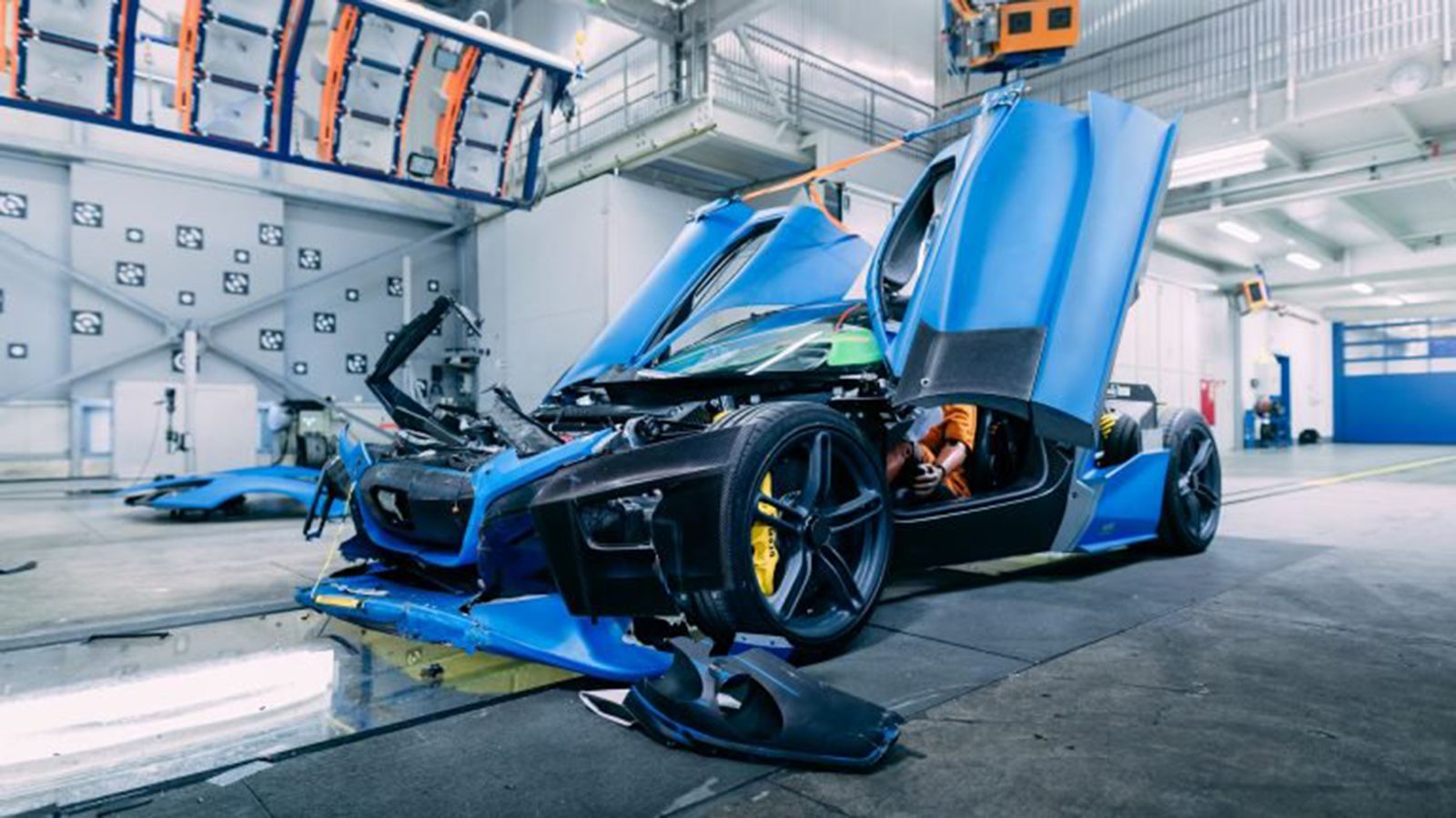 Το Rimac C_Two των 1.914 PS σε crash test (+video)