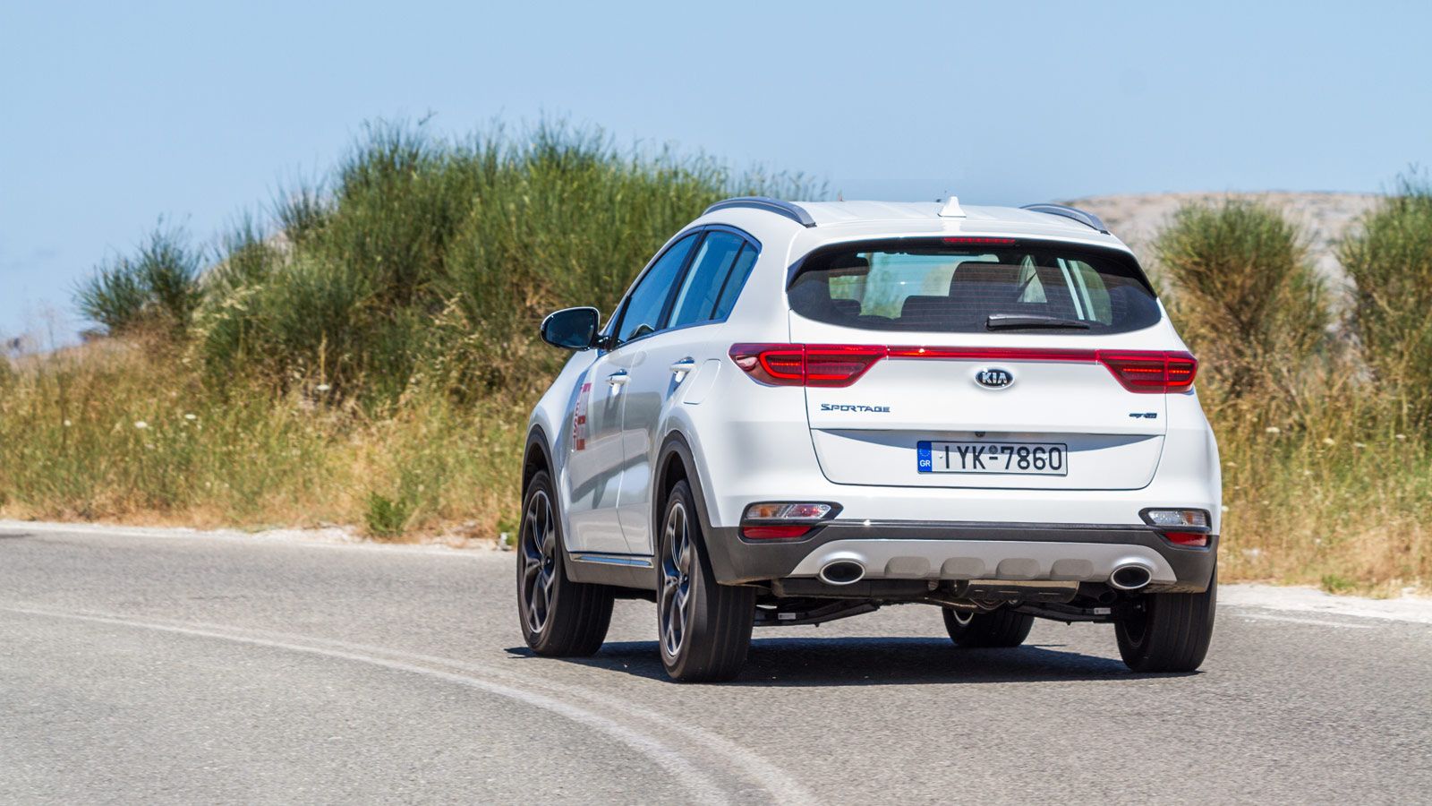 Το Sportage μας κερδίζει τόσο με την εμφάνισή του όσο και με τις ικανότητές του στο δρόμο.