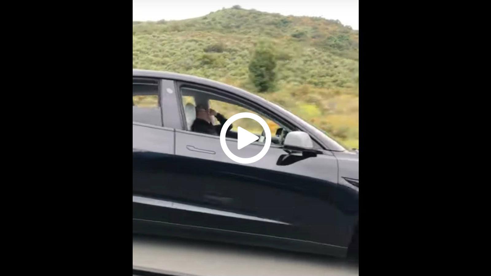 Έβαλε Autopilot και κοιμήθηκε