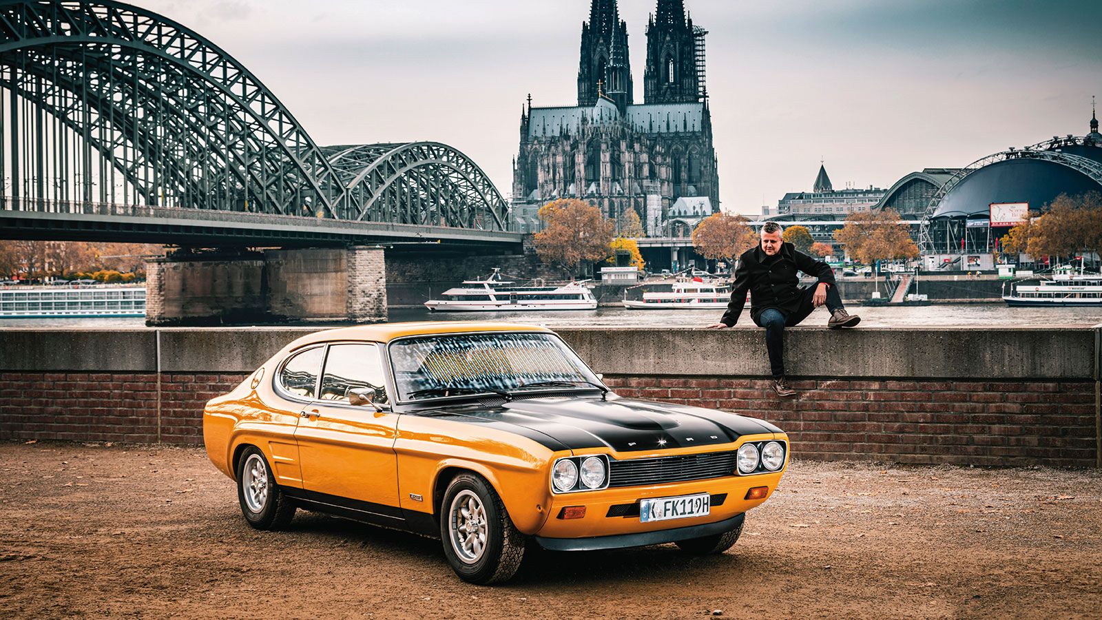 Δύο θρύλοι: ο ένας (ο διάσημος
καθεδρικός ναός της Κολωνίας) είναι του 1248 και ο άλλος (το πορτοκαλί Capri) είναι του 1969. Κανένα άγχος όμως: το F