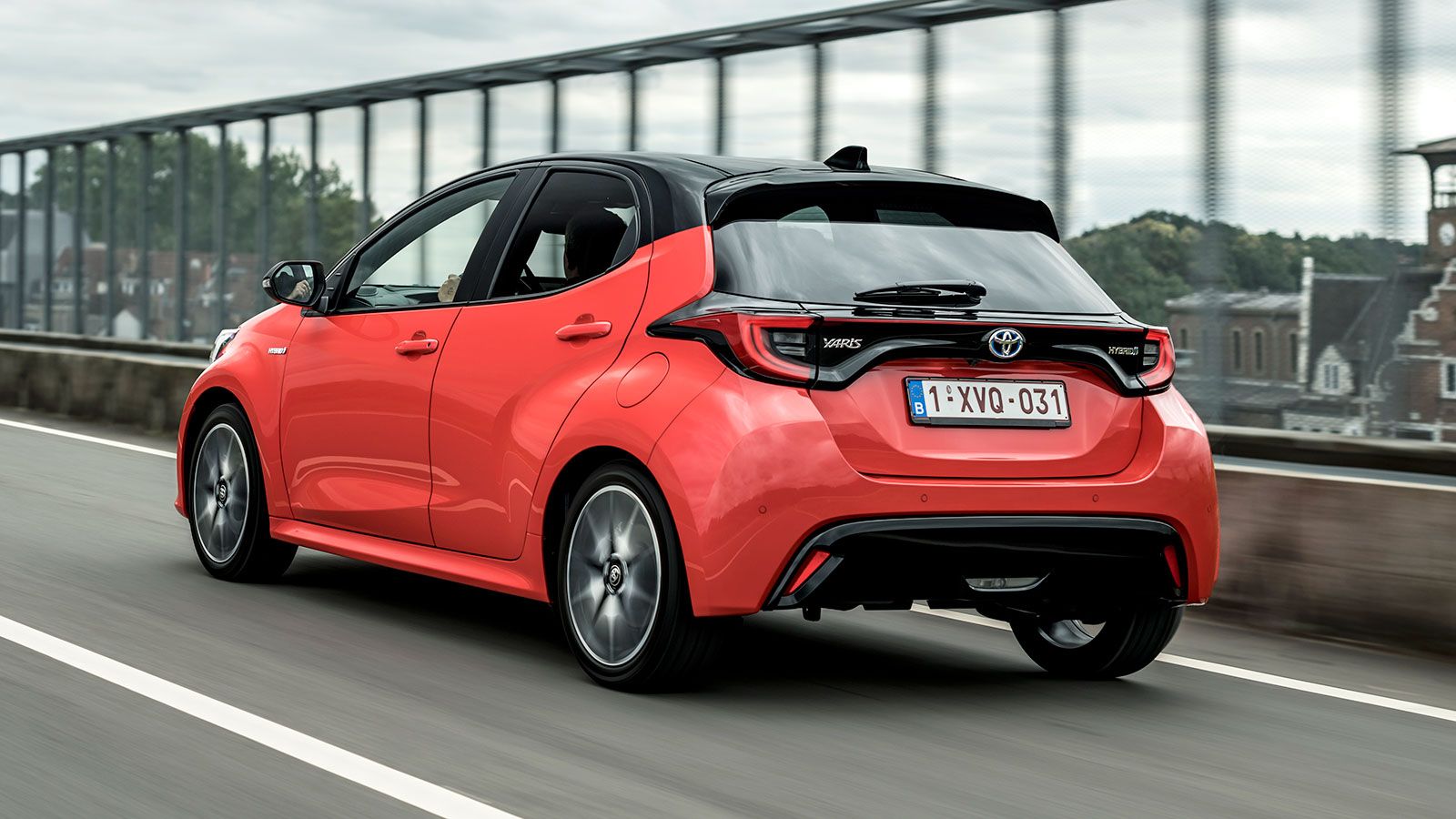 Με οδηγοκεντρικό χαρακτήρα έρχεται το νέο Yaris να τα «βάλει» με τα καλύτερα αυτοκίνητα της κατηγορίας.