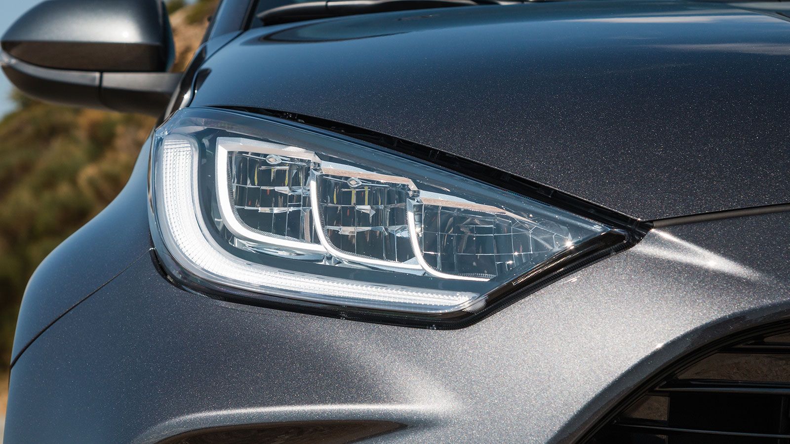 Toyota Yaris υβριδικό με 116 άλογα ή βενζίνη με 125 άλογα