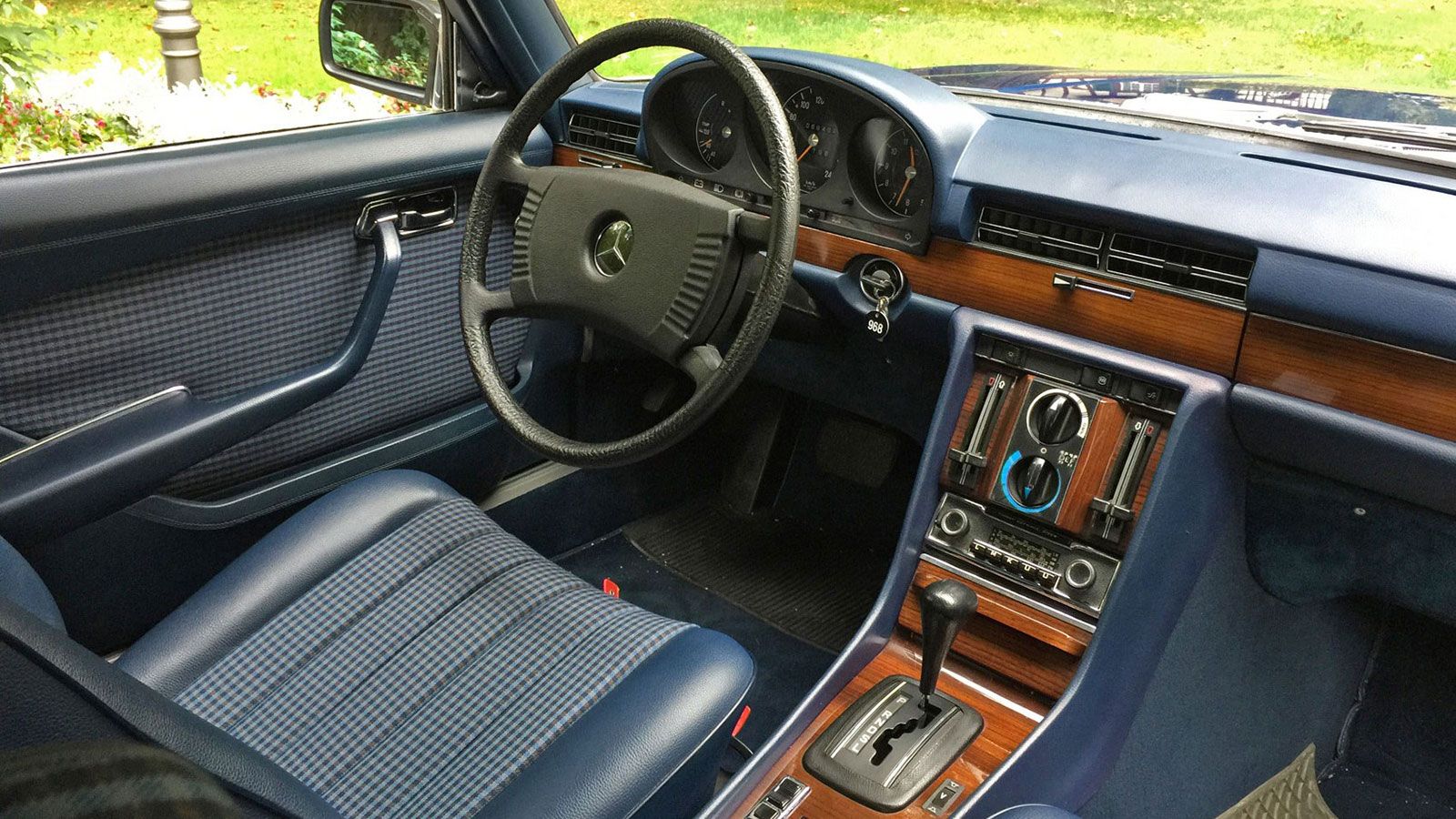 ¶λλη μία καινοτομία της πρώτης Mercedes 
S-Class ήταν η τοποθέτηση υπερτροφοδοτούμενου κινητήρα πετρελαίου για πρώτη φορά στην ιστορία της αυτοκίνηση