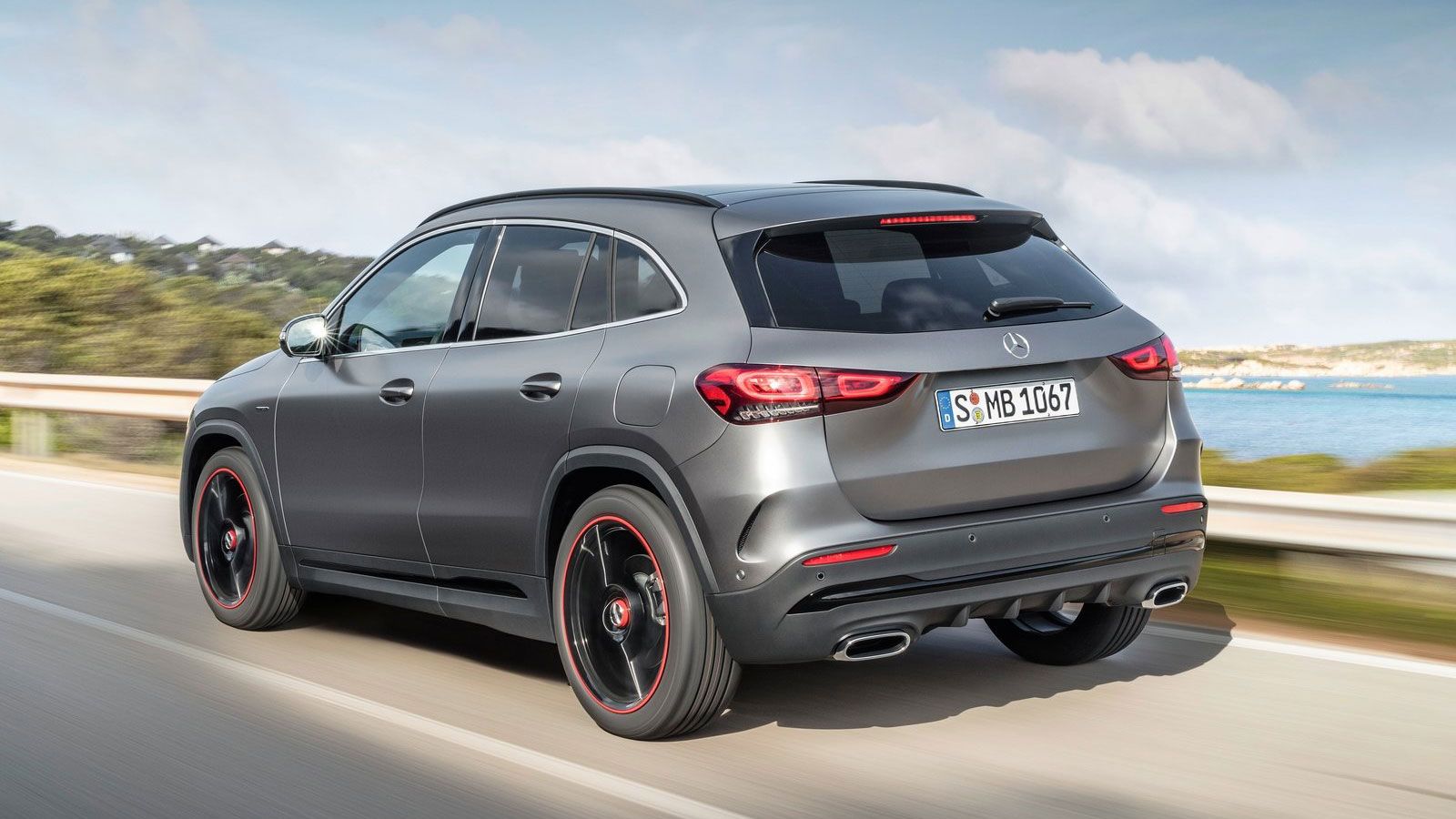 Ποια έκδοση της Mercedes GLA σου ταιριάζει;