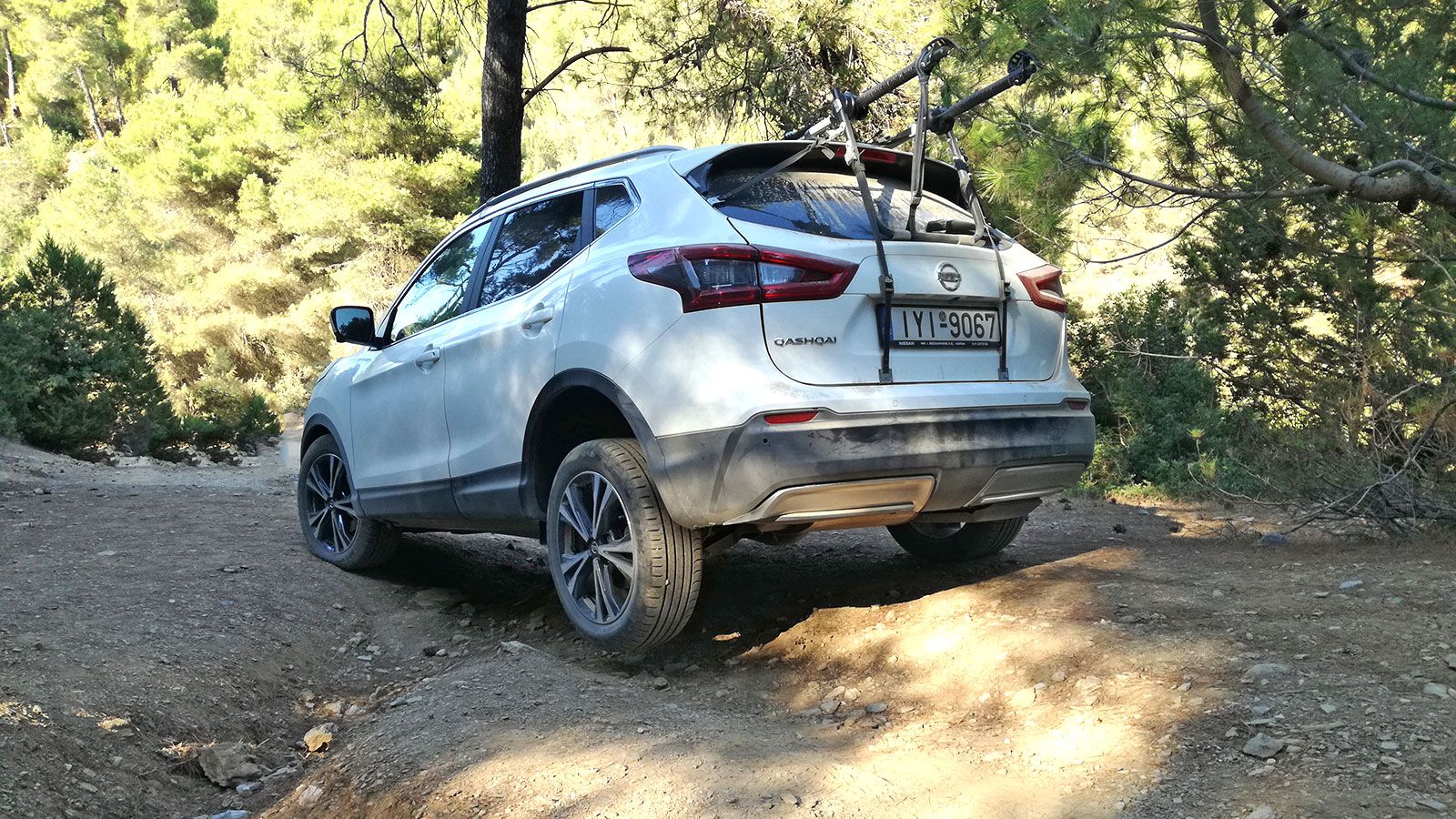 Με το 4κίνητο Nissan Qashqai ανακαλύψαμε μαγικές γωνιές που χρειάζεσαι ή βάρκα ή πολύ περπάτημα για να πας.