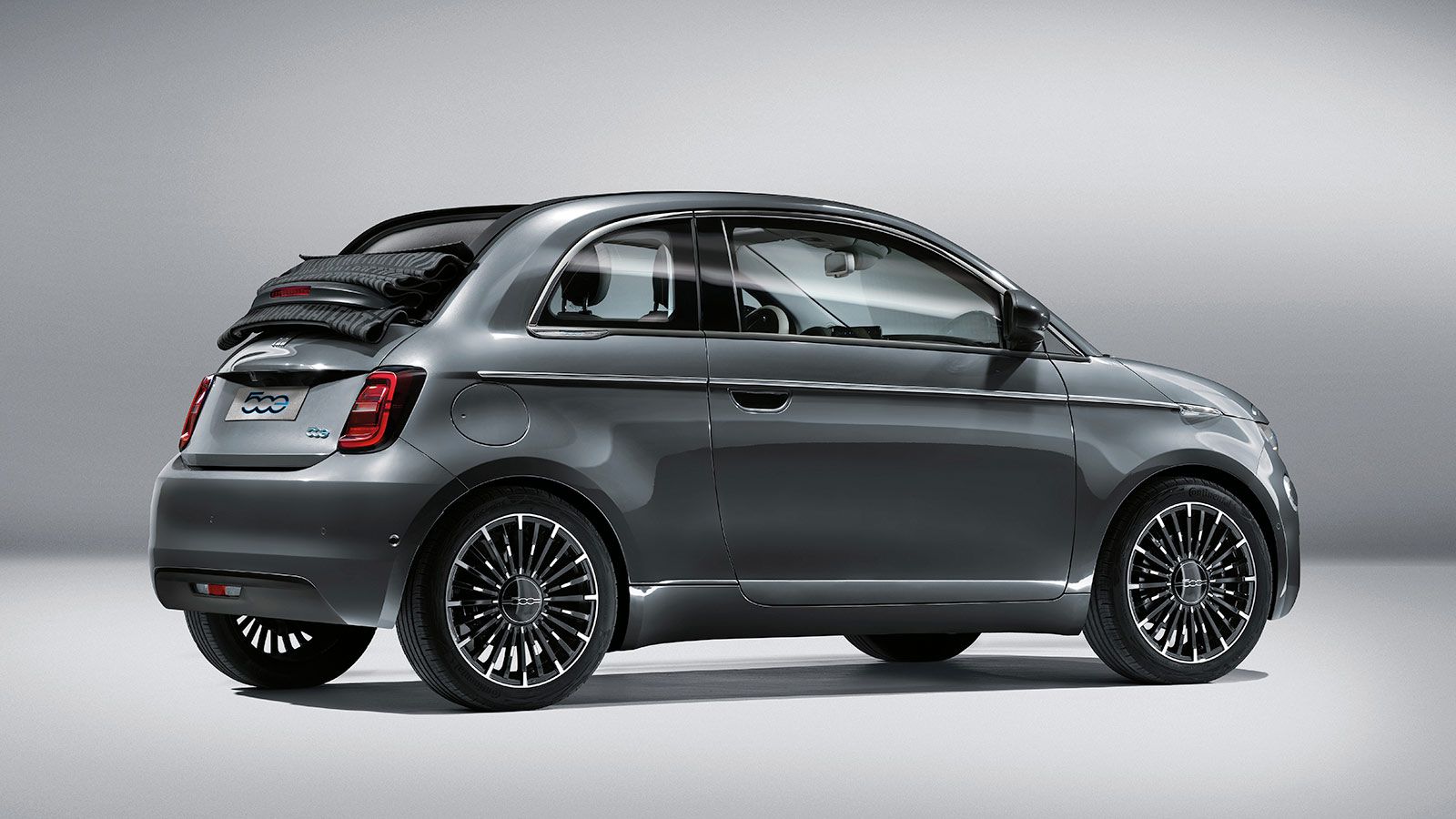 Νέο Fiat 500e Vs Honda e