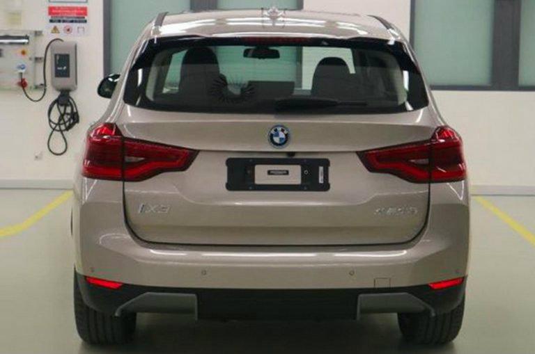 Νέες εικόνες της επερχόμενης BMW iX3