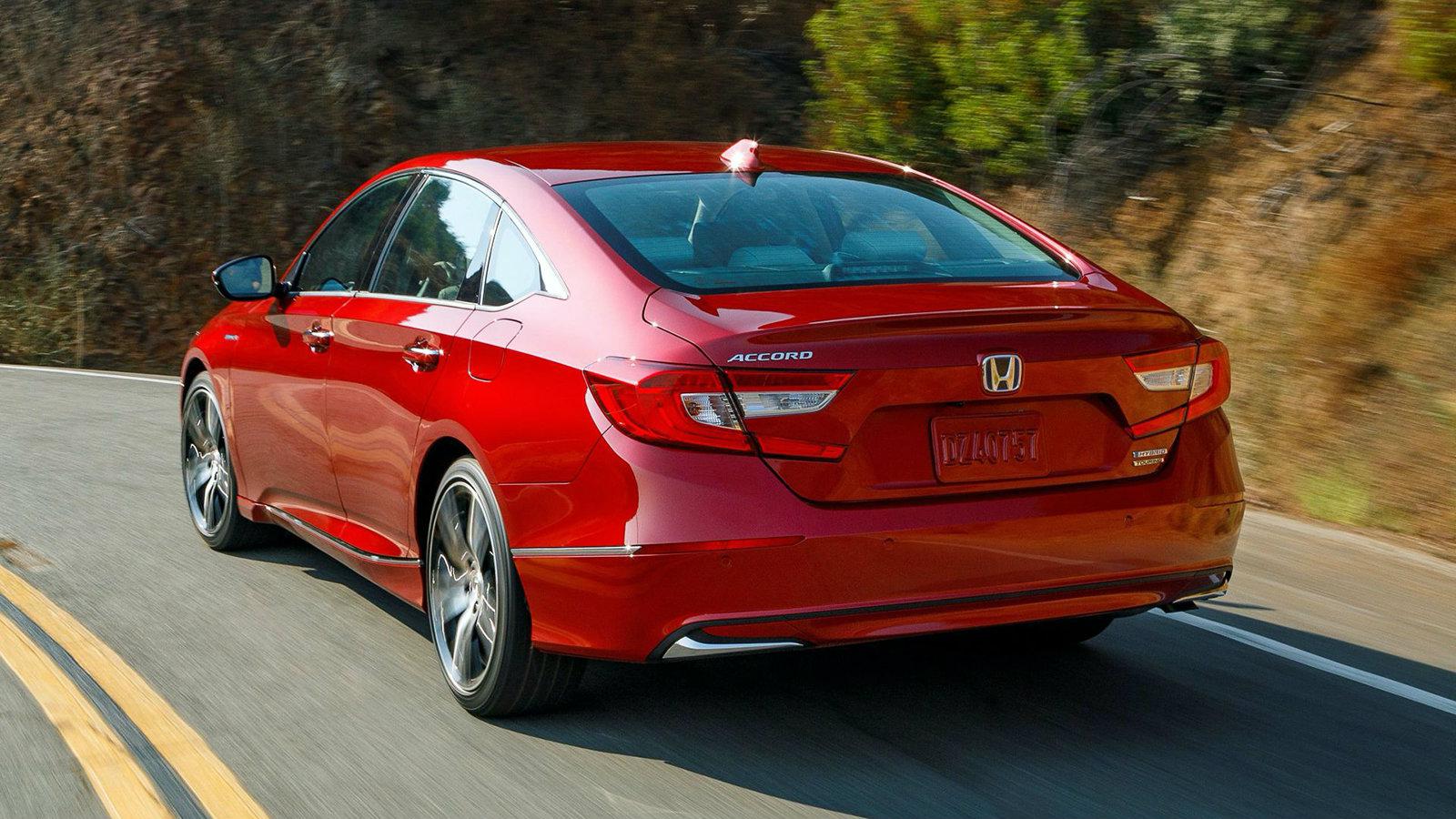 Ανανεωμένο Honda Accord