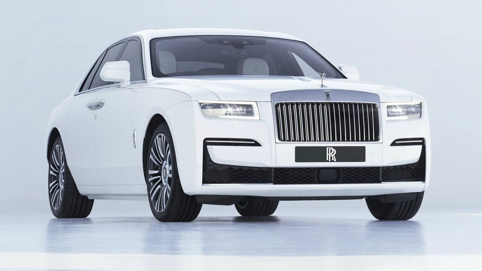 Η ισχύς του πολυτελούς σεντάν είναι ένας V12 twin-turbo 6,75 λίτρων κινητήρας ο οποίος προσφέρει 571 ίππους και 850 Nm ροπής.