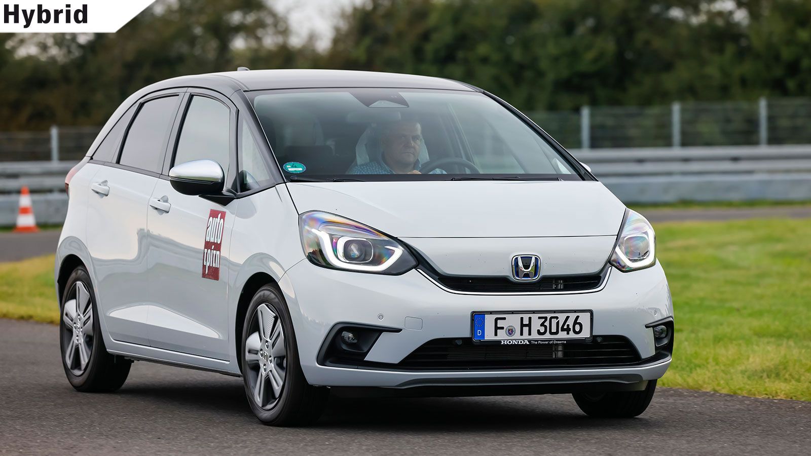 Οδηγούμε το νέο Honda Jazz e:ΗΕV