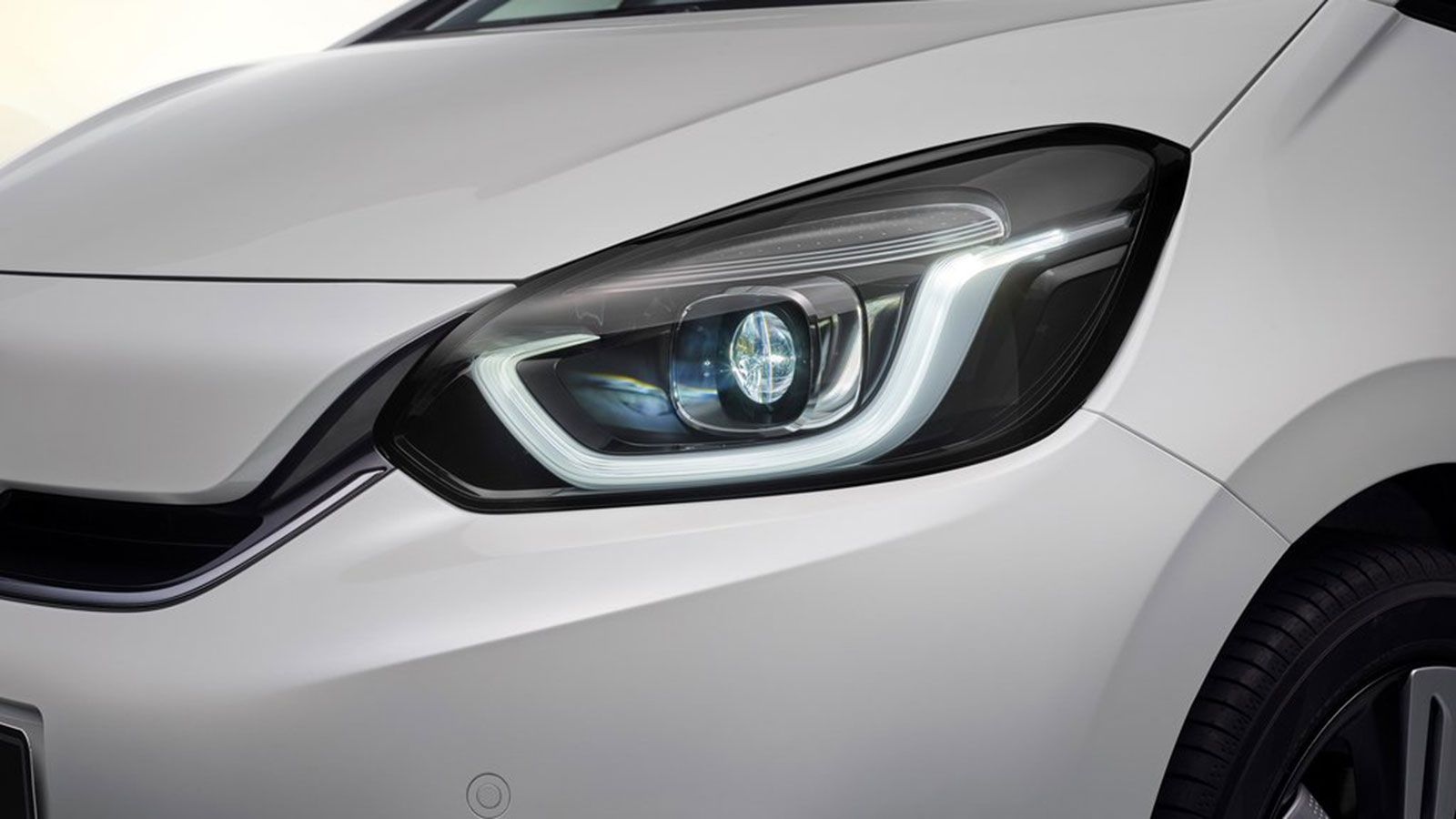 Οδηγούμε το νέο Honda Jazz e:ΗΕV