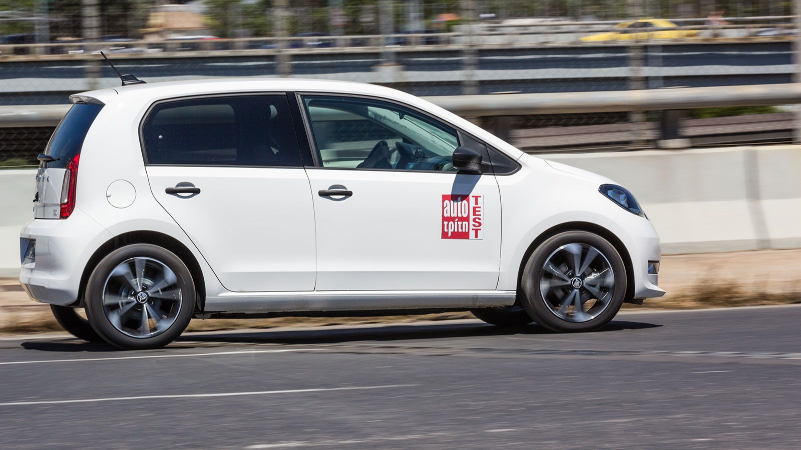 Οι επιδόσεις του ηλεκτρικού Skoda Citigo e iV είναι γαργαλιστικές για τα δεδομένα της καθημερινότητας. Η αυτονομία μέσα 
στην πόλη πλησιάζει τα 250 χ