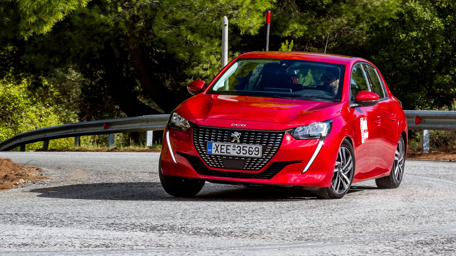 Ποια έκδοση κινητήρα του Peugeot 208 να επιλέξω;