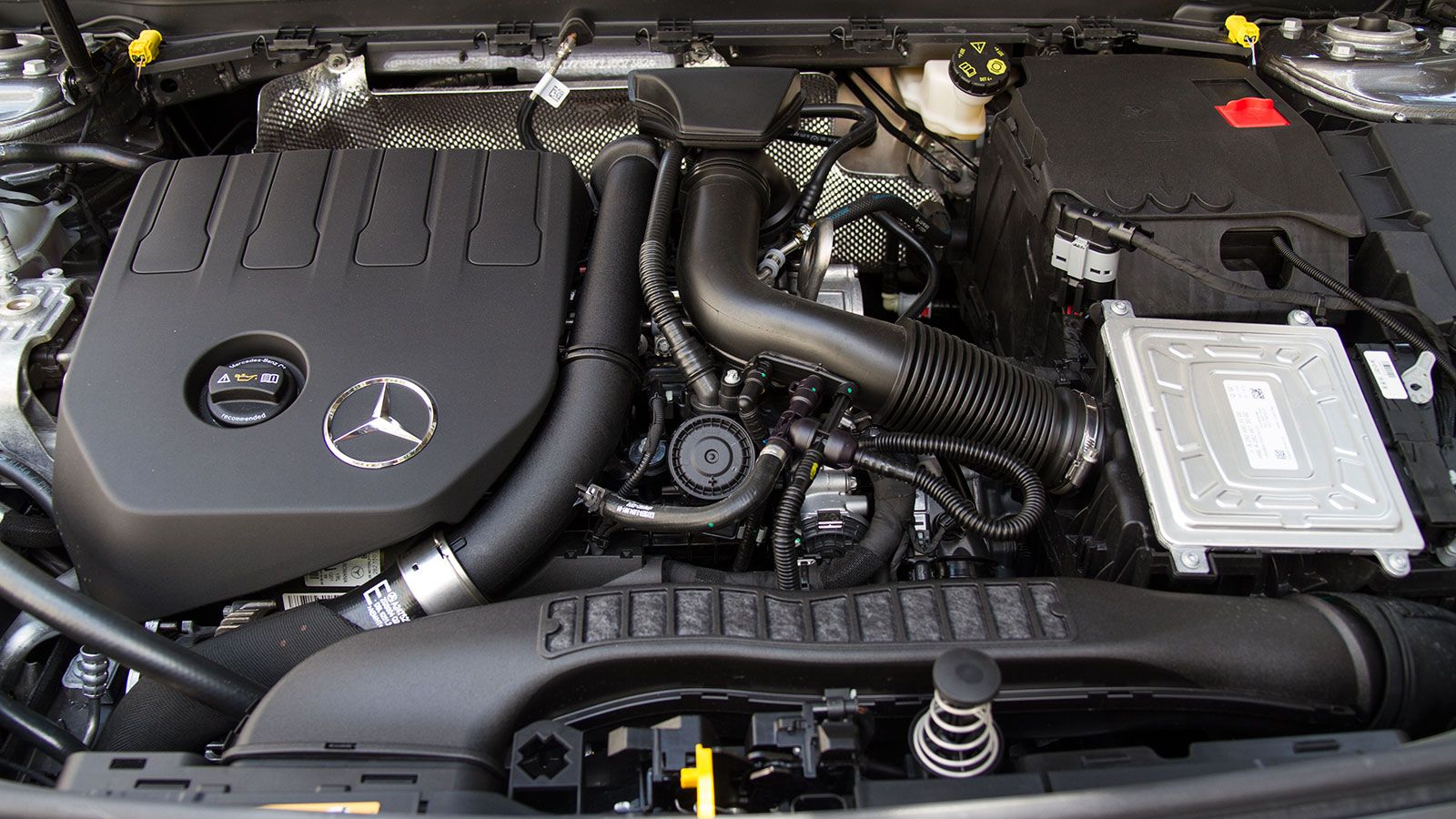 Audi A3 35 Vs Mercedes A 200 