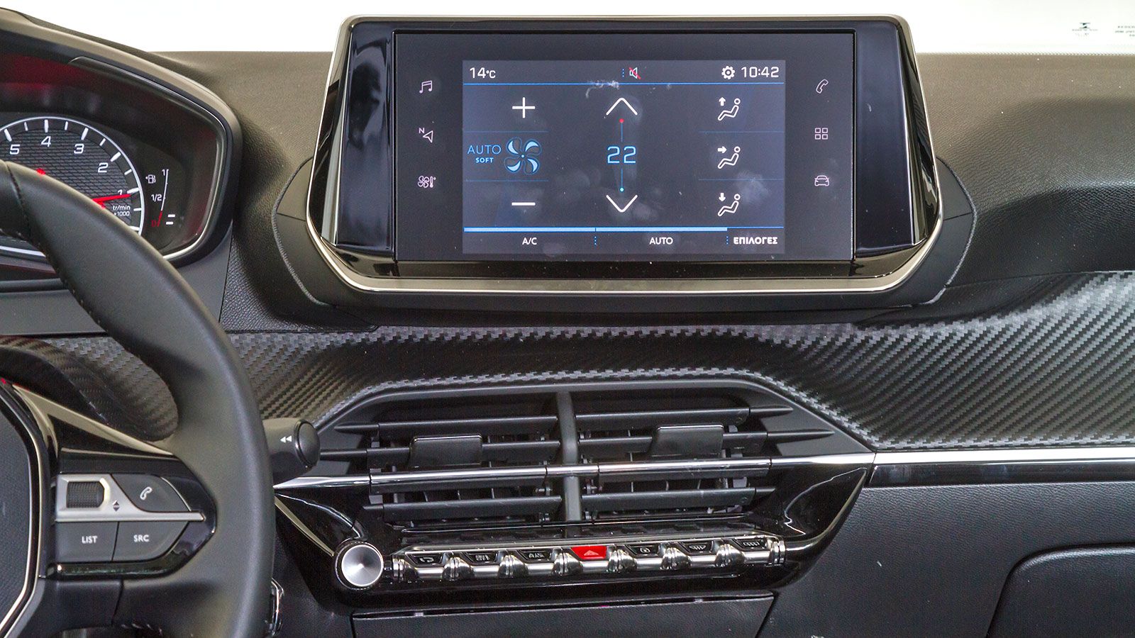 Audi Q2 Vs Peugeot 2008 