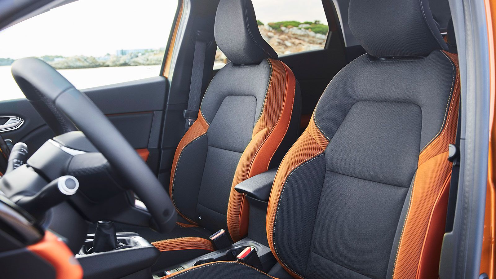 Nissan Qashqai Vs Renault Captur Vs VW Golf