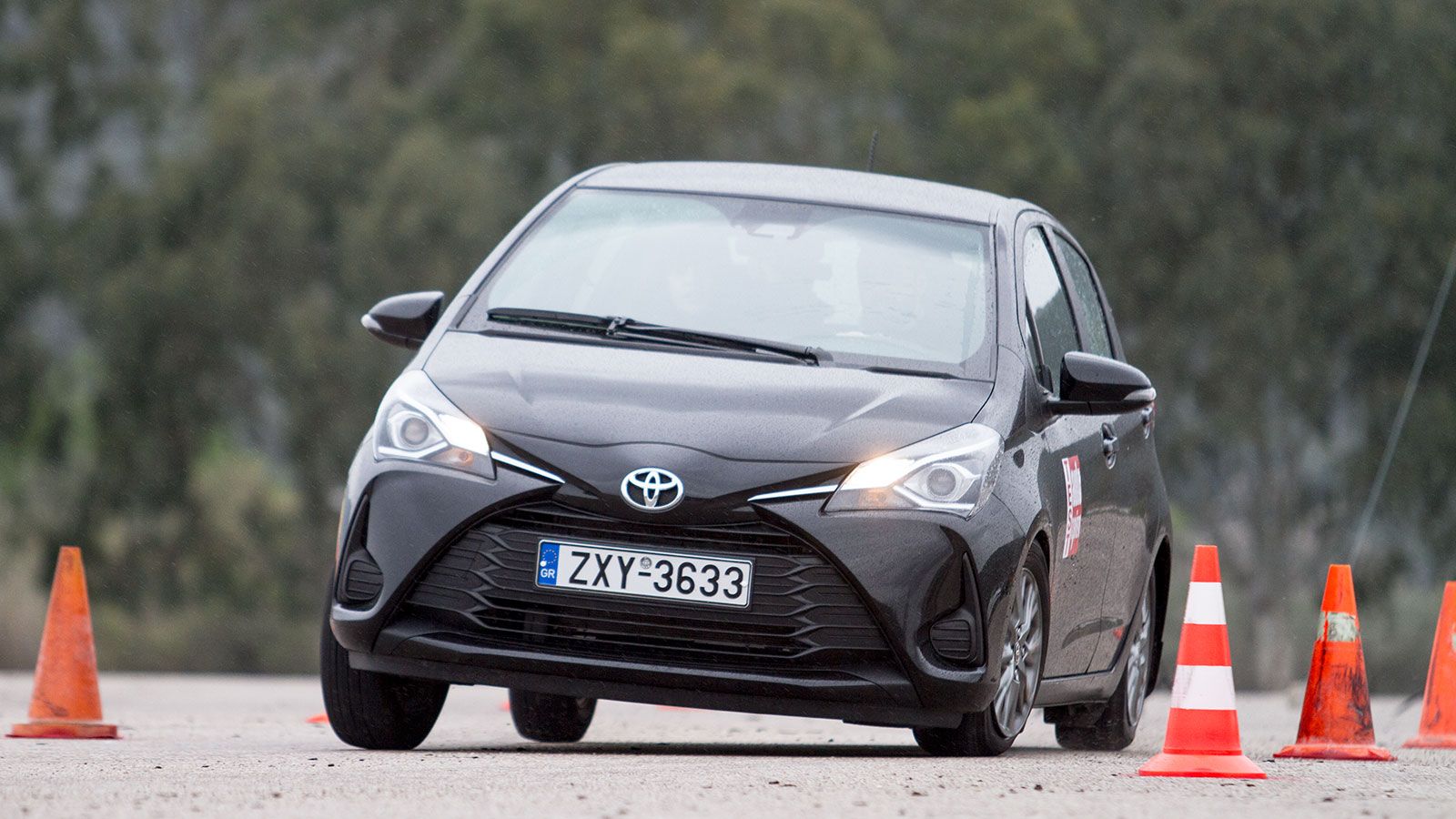 Με πόσα «έστριψε» το νέο Toyota Yaris (+video)