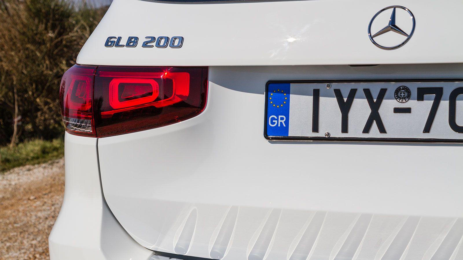 GLA ή GLB: Τι Mercedes SUV να αγοράσω;