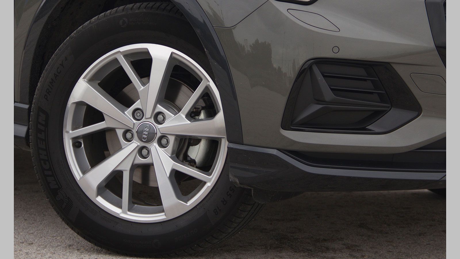 Η νέα Mercedes GLA απέναντι στο Audi Q3 Sportback