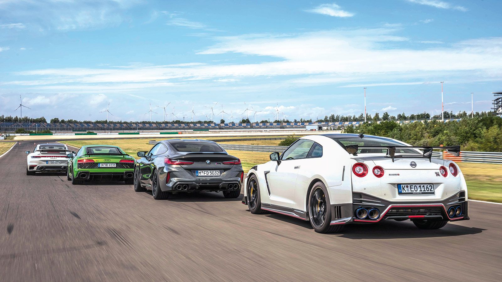 Μάχη στα Supercar: Nissan Vs Audi Vs Porsche Vs BMW