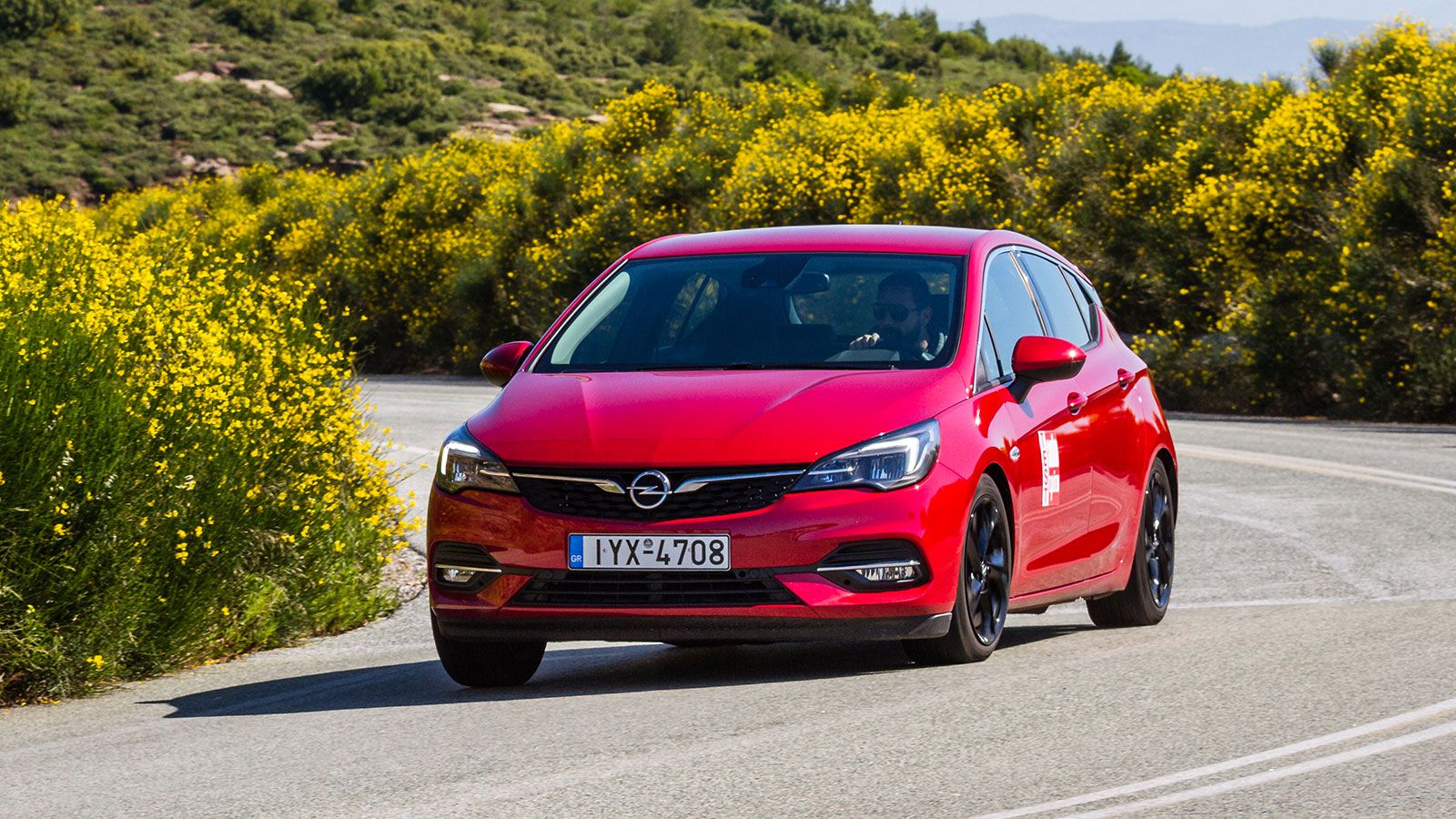 Οικογενειακά στα 15 χιλιάρικα: Hyundai i30 Vs Opel Astra