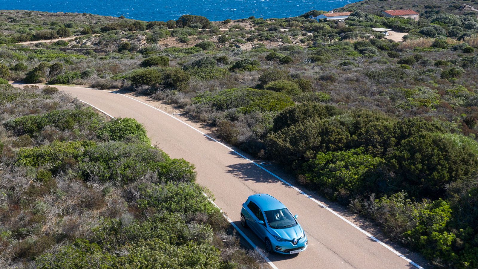 Peugeot e-208 Vs Renault Zoe