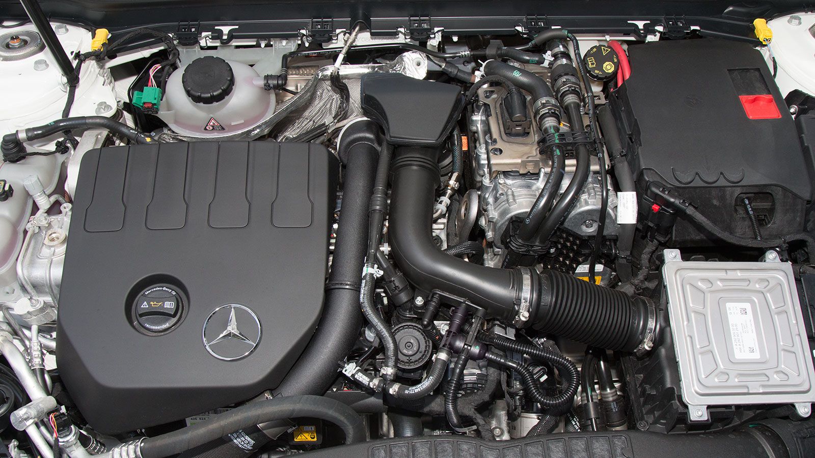 Audi A3 Vs Mercedes A 250 e Vs VW ID.3
