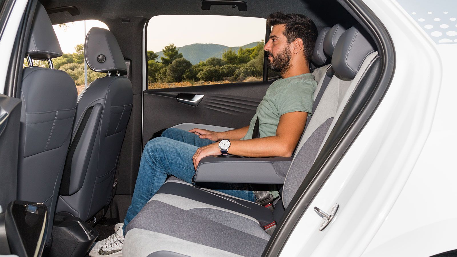 Audi A3 Vs Mercedes A 250 e Vs VW ID.3