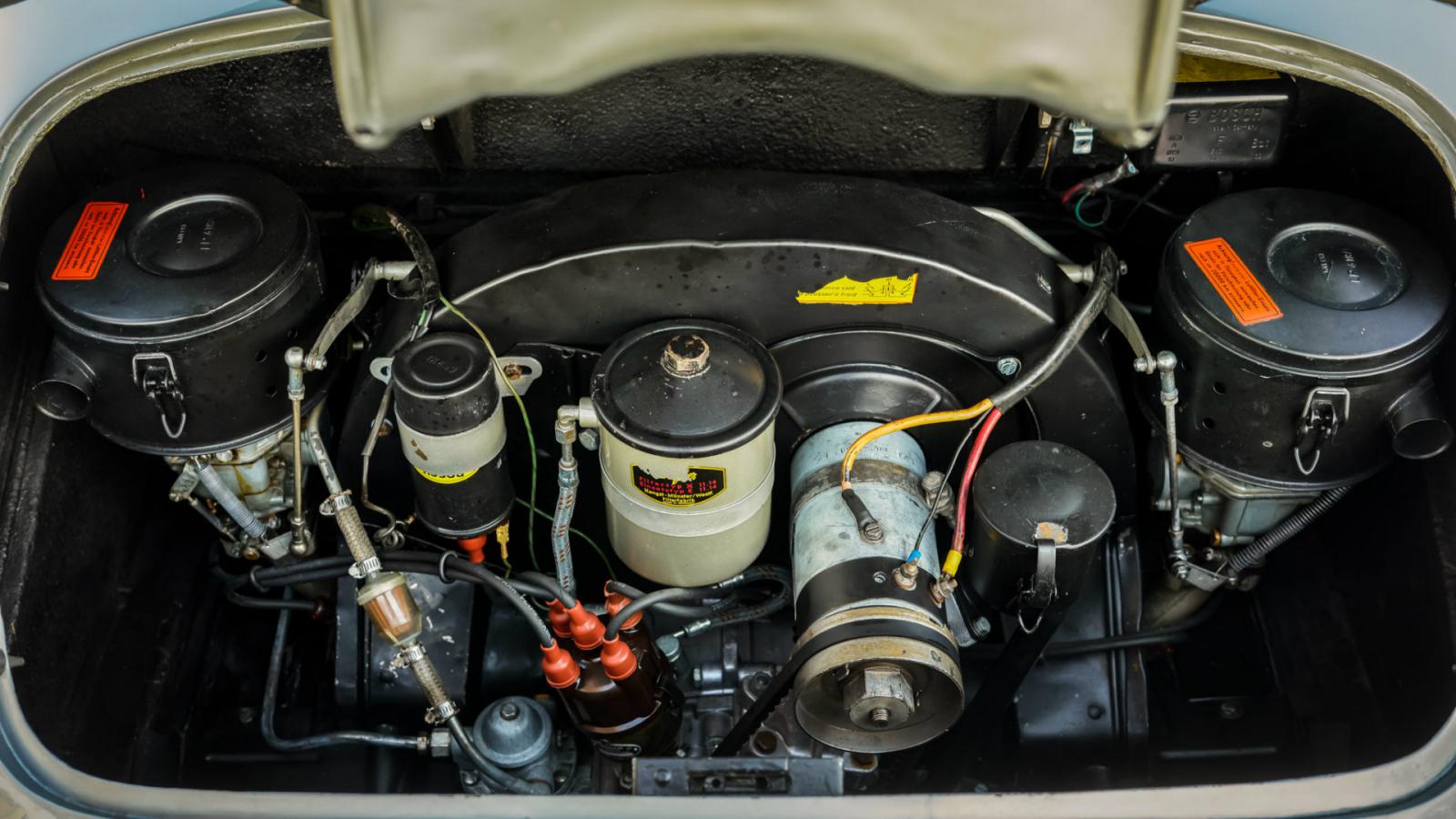 «Αλμυρή» Porsche 356A Speedster πωλείται