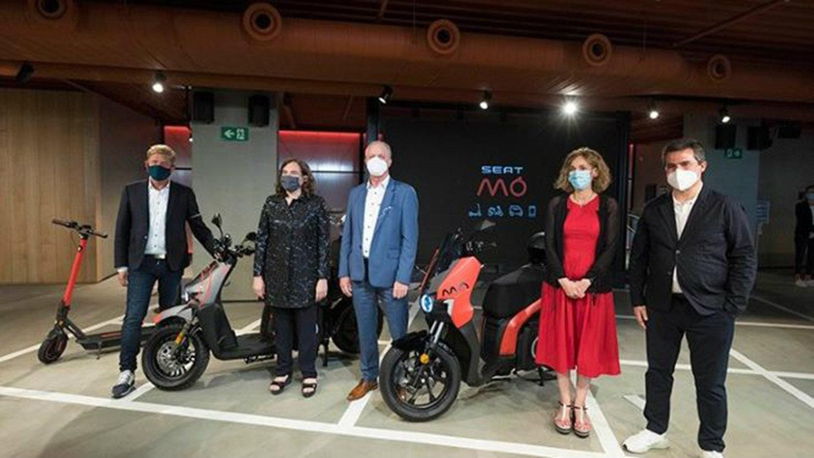 Η εταιρεία παρουσίασε τα νέα SEAT MÓ eKickScooter 65 και SEAT MÓ eScooter 125, τα πρώτα 100% ηλεκτρικά δίτροχα SEAT στην 70χρονη ιστορία της