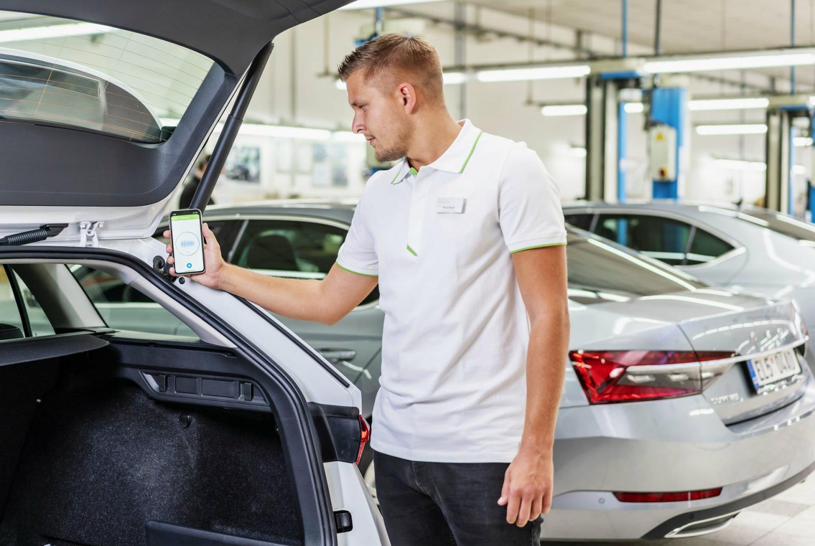 Εφαρμογή της Skoda εντοπίζει τις βλάβες στα αυτοκίνητα  
