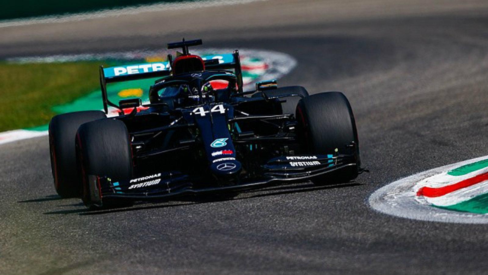 Πήρε το ρεκόρ και την pole ο Lewis Hamilton