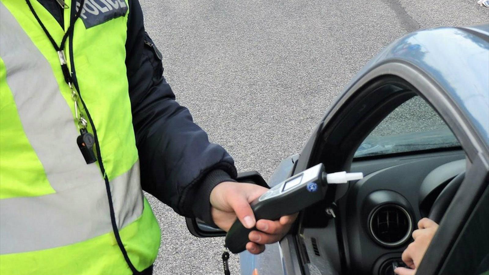 Το τριήμερο από Παρασκευή 29 έως Κυριακή 31 Μαΐου, πραγματοποιήθηκαν σε όλη τη χώρα 9.727 έλεγχοι αλκοτέστ και βεβαιώθηκαν 270 παραβάσεις. 