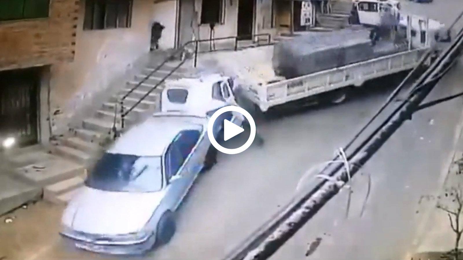 «Τρελό» φορτηγό σκορπά πανικό