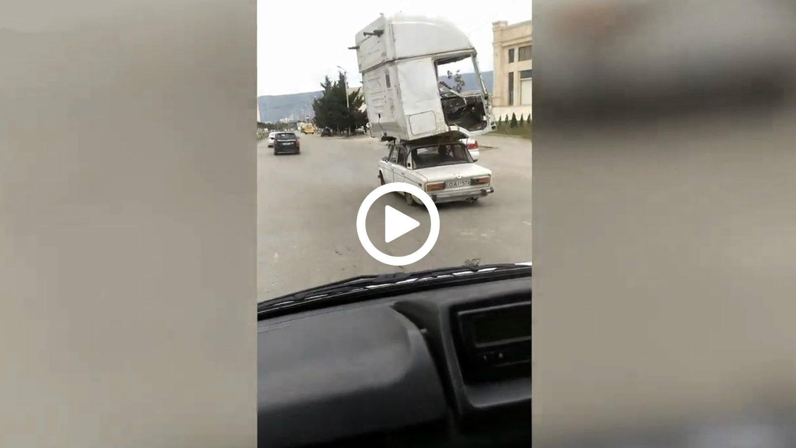 Lada «μασίστας» μεταφέρει κουβούκλιο νταλίκας!