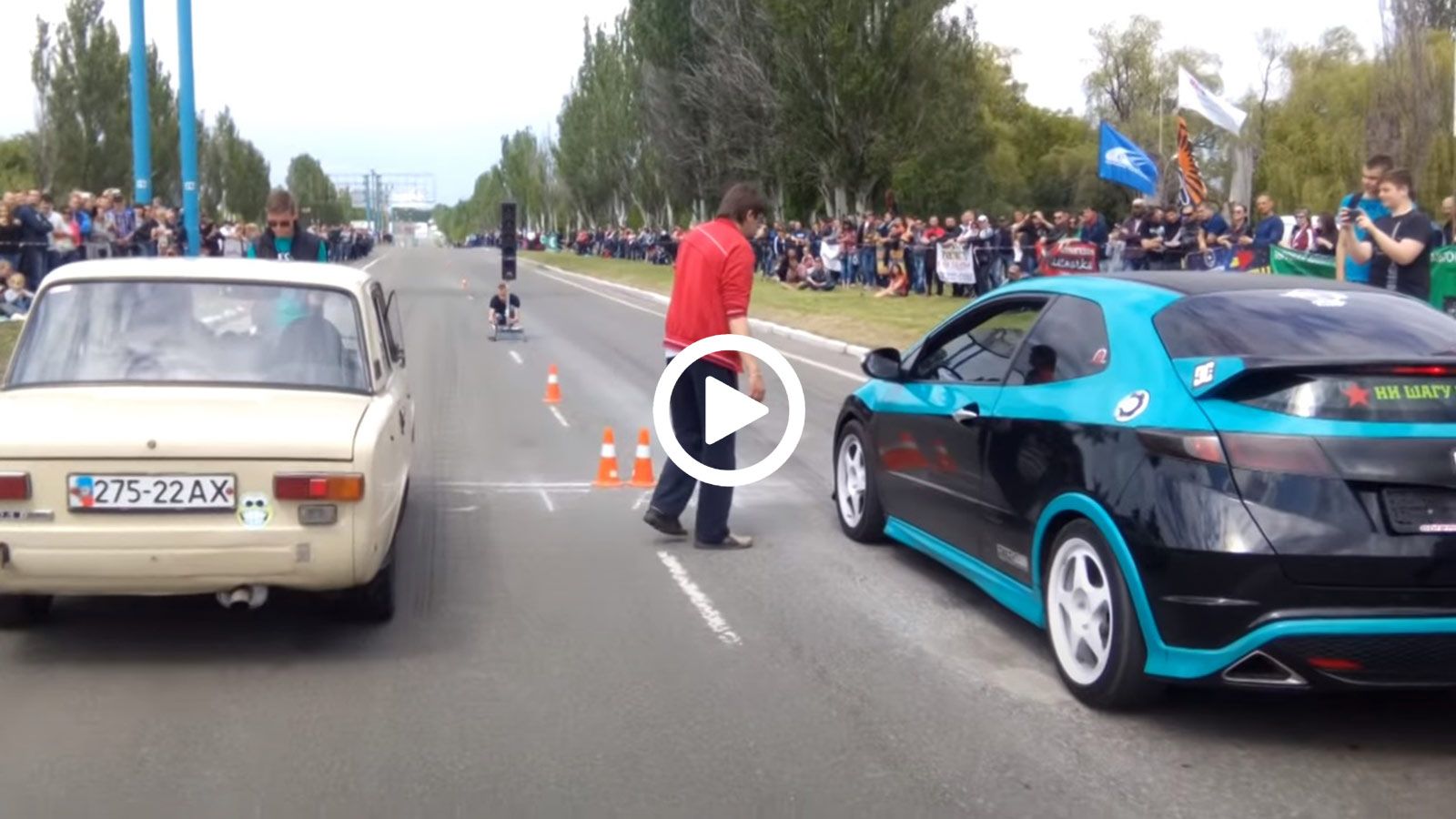 Lada «πυροβολεί» Honda Civic Type R