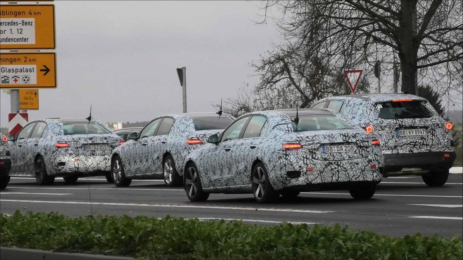 Αμφότερα τα μοντέλα θα διαθέτουν ισχυρές AMG εκδόσεις.