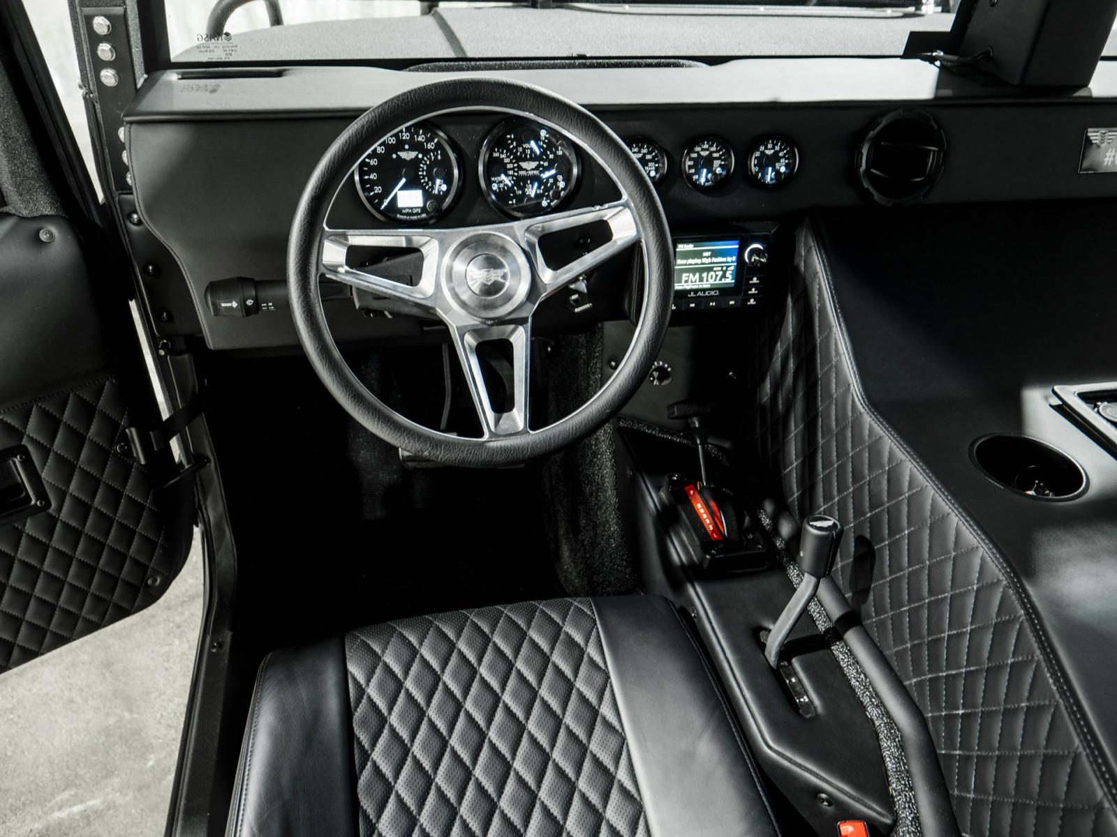 Το πανάκριβο Hummer H1 της Mil-Spec