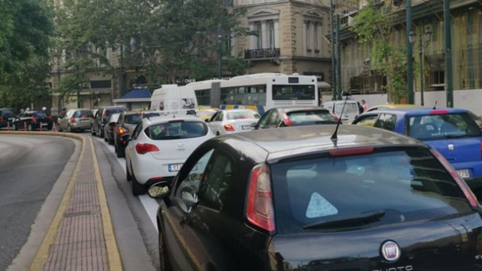 «Κόλαση» η Αθήνα λόγω του «Μεγάλου Περίπατου»