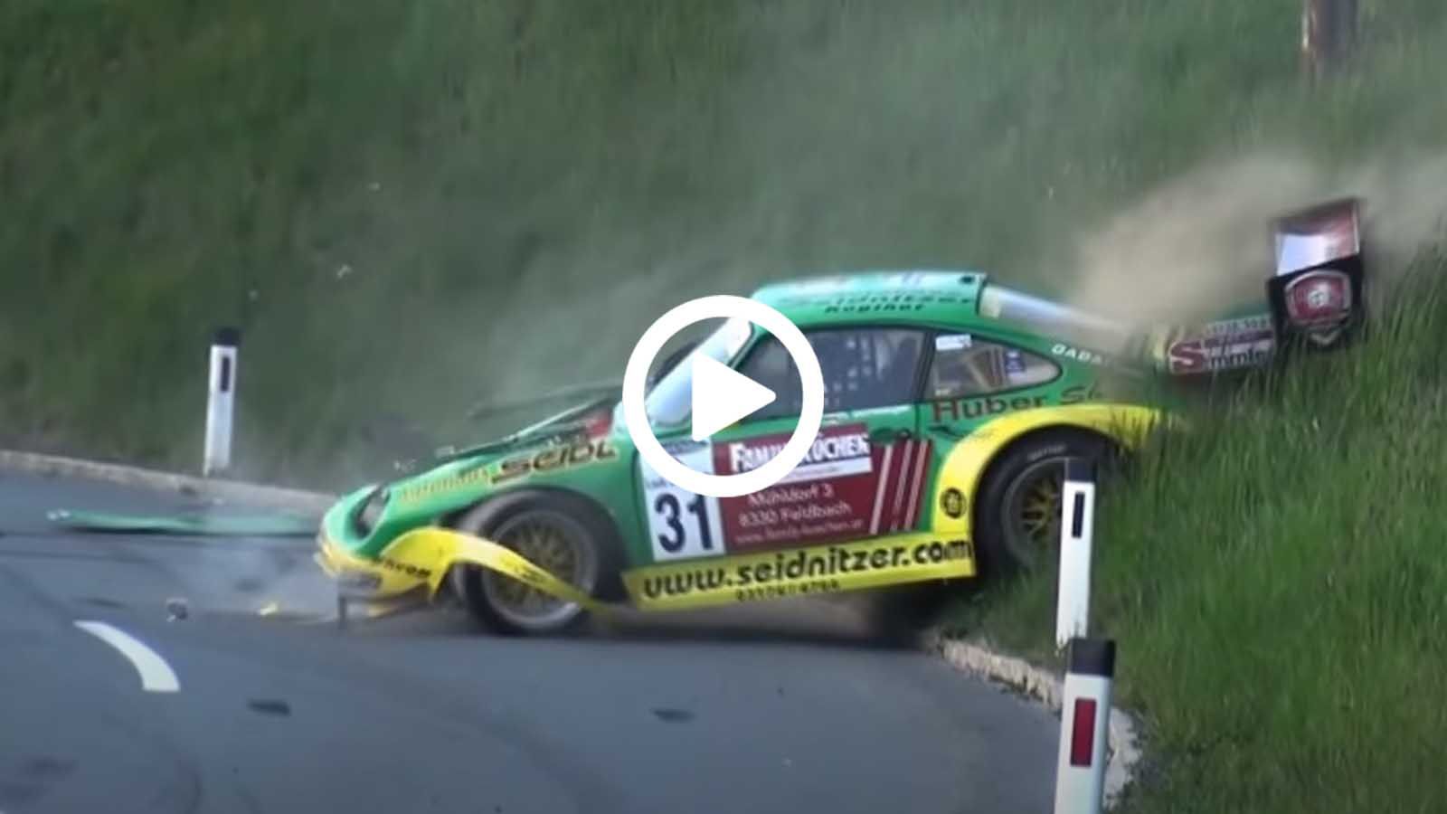 Porsche 993 GT2 «σακατεύεται» και έπειτα «διδάσκει»